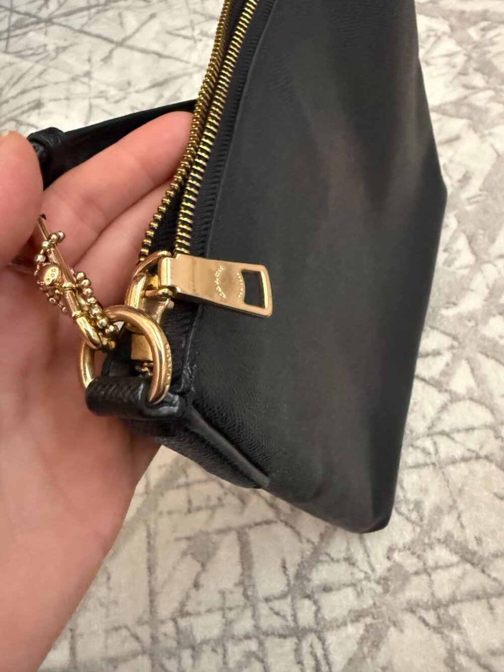 Coach Kitt Messenger Crossbody 26 Black Gold Leather Zip Bag 39408 - Picture 5 of 10